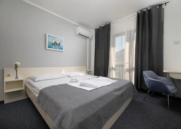 Otel Meliores