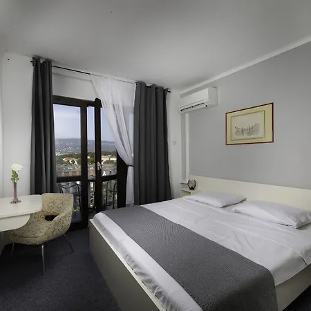 Hotel Silo Rooms 3*