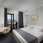 Hotel Meliores 3*